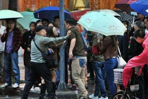 钢城吃瓜群众事件始末,一场网络舆论的风暴与反思