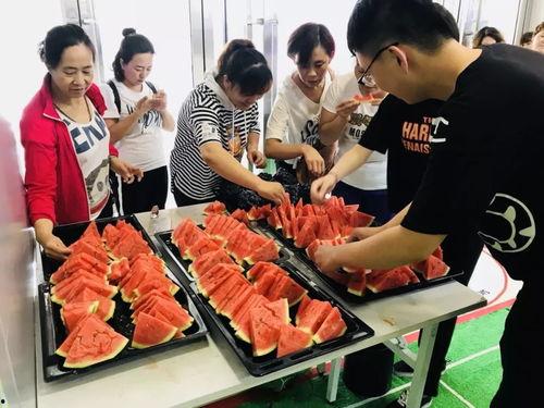 吃瓜群众 新华网,揭秘新闻背后的故事